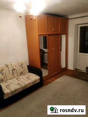 1-комнатная квартира, 30 м², 3/5 эт. в аренду на длительный срок в Шахтах Шахты - изображение 1