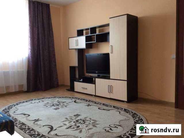 1-комнатная квартира, 38 м², 7/10 эт. в аренду посуточно в Каменске-Уральском Каменск-Уральский - изображение 1