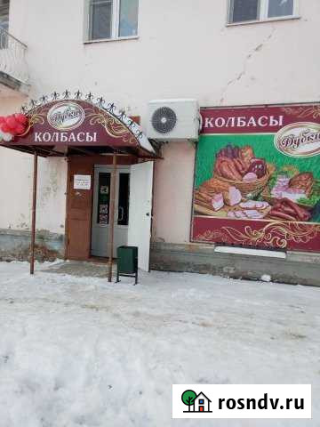 Сдам половину магазина Вольск - изображение 1