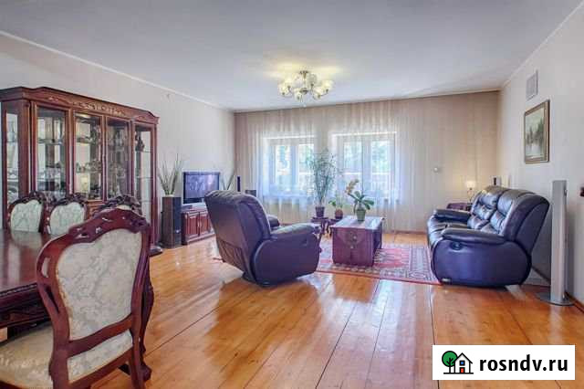 Коттедж 380 м² на участке 10 сот. на продажу в Бердске Бердск - изображение 1