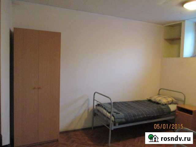 Комната 12 м² в 8-ком. кв., 2/2 эт. в аренду на длительный срок в Мосрентгене Мосрентген - изображение 1