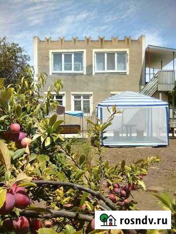 Дача 70 м² на участке 6 сот. в аренду посуточно в Евпатории Евпатория - изображение 1