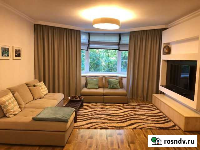 4-комнатная квартира, 124 м², 1/5 эт. в аренду на длительный срок в Бердске Бердск - изображение 1