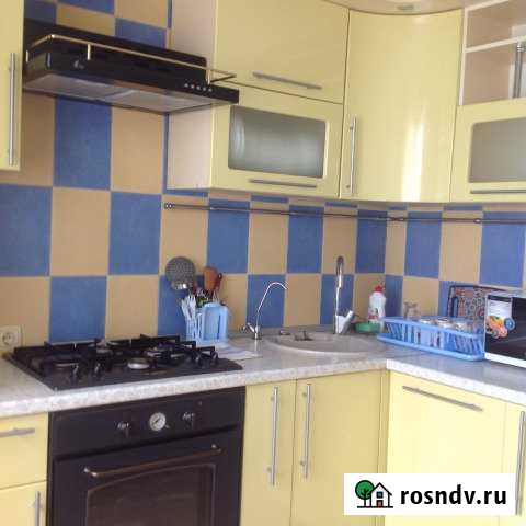 3-комнатная квартира, 60 м², 3/9 эт. в аренду посуточно в Ухте Ухта - изображение 1