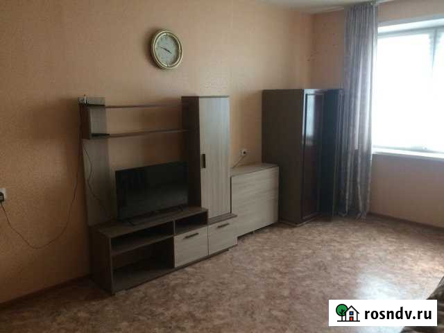 1-комнатная квартира, 40 м², 4/10 эт. в аренду на длительный срок в Нижнекамске Нижнекамск - изображение 1