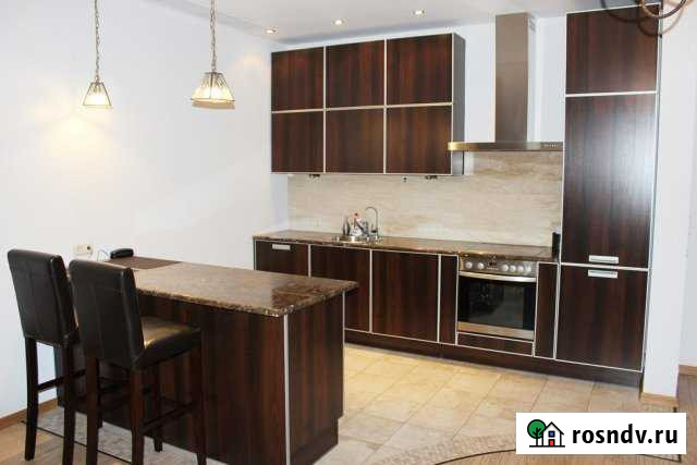 4-комнатная квартира, 125 м², 3/4 эт. в аренду на длительный срок в Санкт-Петербурге Санкт-Петербург - изображение 1