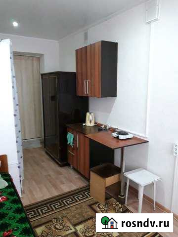 Комната 14 м² в 1-ком. кв., 1/5 эт. в аренду на длительный срок в Таганроге Таганрог - изображение 1