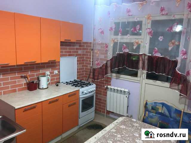 1-комнатная квартира, 37 м², 4/5 эт. в аренду посуточно в Салехарде Салехард - изображение 1