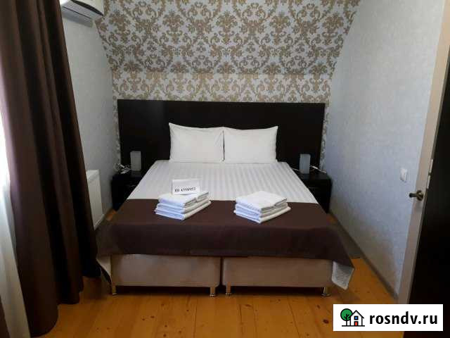 Коттедж 110 м² на участке 3 сот. в аренду посуточно в Кабардинке Кабардинка - изображение 1