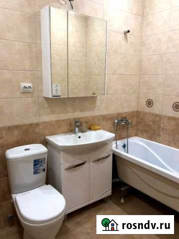 2-комнатная квартира, 70 м², 5/11 эт. на продажу в Азове Азов - изображение 1