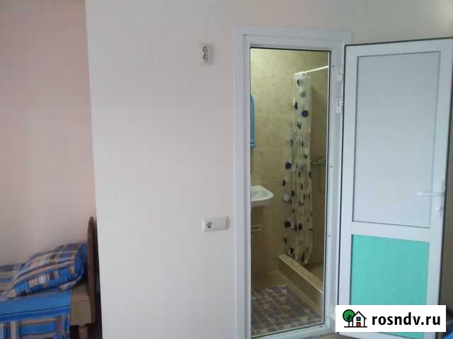 Комната 20 м² в 1-ком. кв., 1/1 эт. в аренду на длительный срок в Тамани Тамань - изображение 1