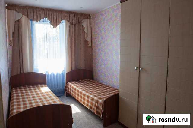 2-комнатная квартира, 50 м², 1/2 эт. в аренду посуточно в Соль-Илецке Соль-Илецк - изображение 1