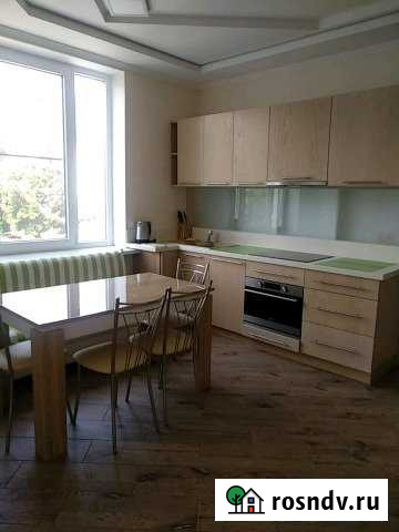 3-комнатная квартира, 65 м², 6/13 эт. в аренду посуточно в Алуште Алушта - изображение 1