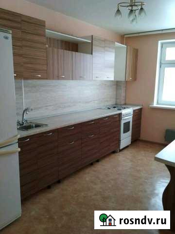 1-комнатная квартира, 46 м², 4/10 эт. в аренду на длительный срок в Зеленодольске Зеленодольск - изображение 1