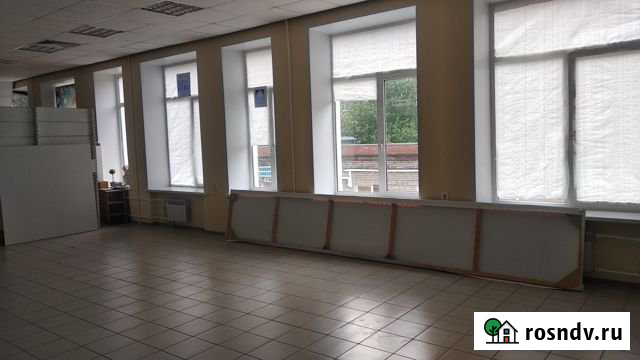 Торговое помещение, 57 кв.м. Глазов - изображение 1