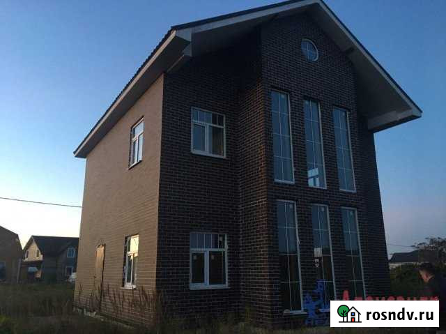 Дом 200 м² на участке 15 сот. на продажу в Коммунаре Коммунар - изображение 1