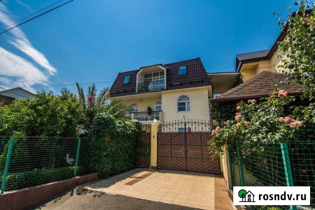 Коттедж 230 м² на участке 10 сот. в аренду посуточно в Сочи Сочи - изображение 1