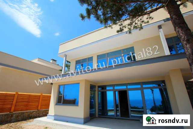 Коттедж 369 м² на участке 5.2 сот. на продажу в Ялте Ялта - изображение 1