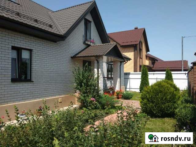 Коттедж 250 м² на участке 15 сот. на продажу в Курчатове Курчатов - изображение 1