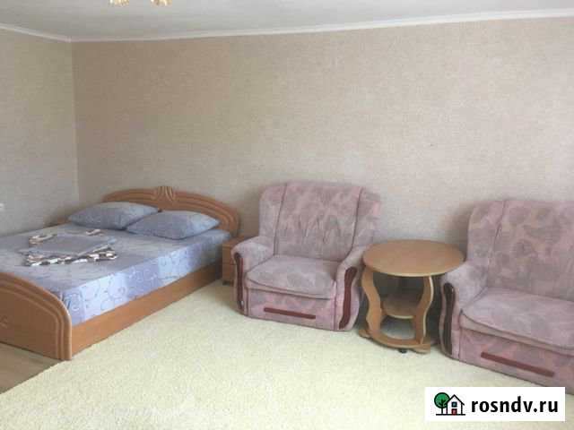 Коттедж 64 м² на участке 1 сот. в аренду посуточно в Алуште Алушта - изображение 1