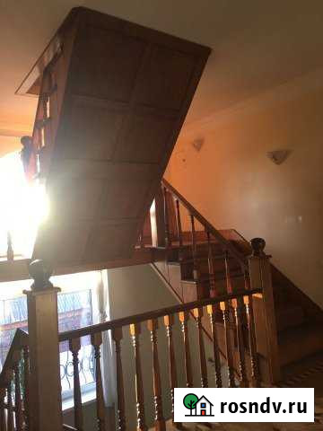 Коттедж 620 м² на участке 13 сот. в аренду на длительный срок в Москве Москва - изображение 1