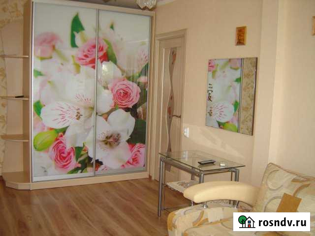 1-комнатная квартира, 36 м², 3/5 эт. в аренду посуточно в Алуште Алушта - изображение 1