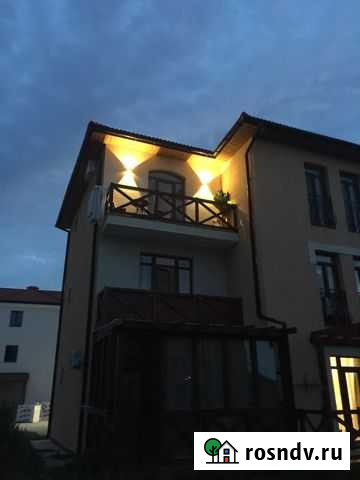 Квартира-студия, 30 м², 3/3 эт. в аренду посуточно в Черноморском Республики Крым Черноморское - изображение 1