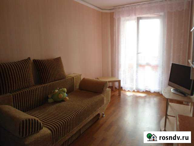 Комната 16 м² в 4-ком. кв., 5/9 эт. в аренду посуточно в Новосибирске Новосибирск - изображение 1