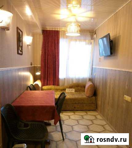 Квартира-студия, 28 м², 1/5 эт. в аренду посуточно в Алуште Алушта - изображение 1