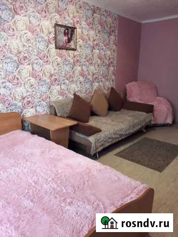 1-комнатная квартира, 36 м², 3/5 эт. в аренду посуточно в Нефтекамске Нефтекамск - изображение 1