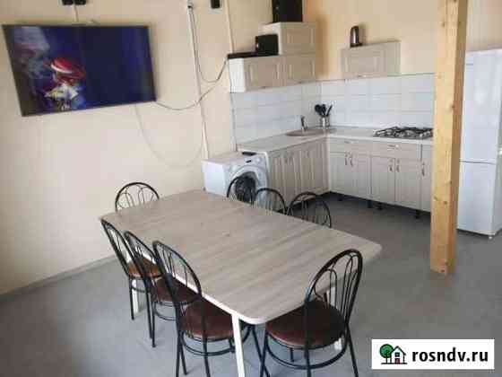 Коттедж 150 м² на участке 10 сот. в аренду посуточно в Русско-Высоцком Русско-Высоцкое