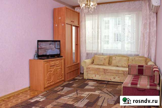 1-комнатная квартира, 40 м², 2/9 эт. в аренду на длительный срок в Ялте Ялта - изображение 1