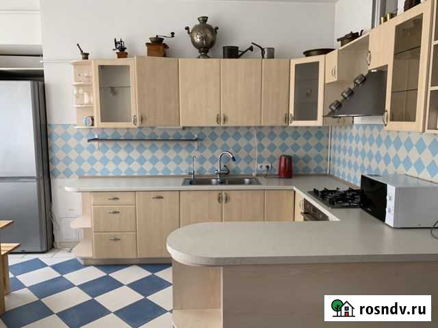 4-комнатная квартира, 125 м², 5/5 эт. в аренду на длительный срок в Санкт-Петербурге Санкт-Петербург - изображение 1