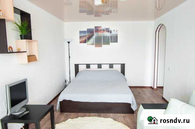 2-комнатная квартира, 45 м², 4/5 эт. в аренду посуточно в Магнитогорске Магнитогорск - изображение 1