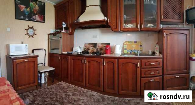 3-комнатная квартира, 80 м², 2/5 эт. в аренду посуточно в Зеленоградске Зеленоградск - изображение 1