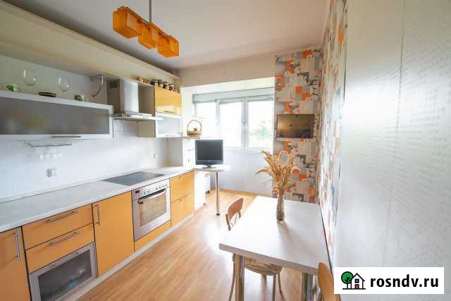 2-комнатная квартира, 48 м², 9/12 эт. в аренду посуточно во Владивостоке Владивосток - изображение 1