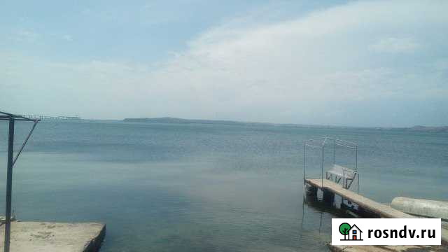 Дача 30 м² на участке 1 сот. в аренду посуточно в Керче Керчь - изображение 1