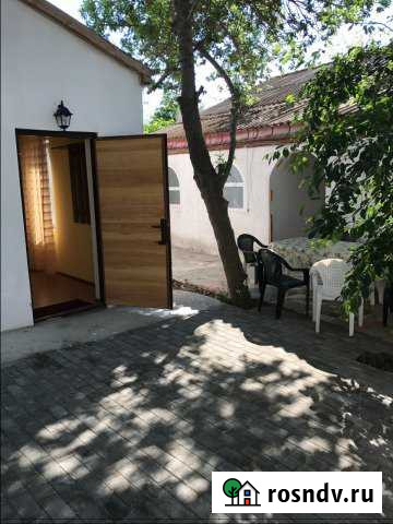 Дом 120 м² на участке 1 сот. в аренду посуточно в Черноморском Республики Крым Черноморское - изображение 1