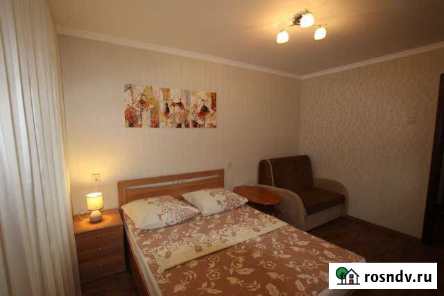 2-комнатная квартира, 57 м², 3/9 эт. в аренду посуточно в Альметьевске Альметьевск - изображение 1