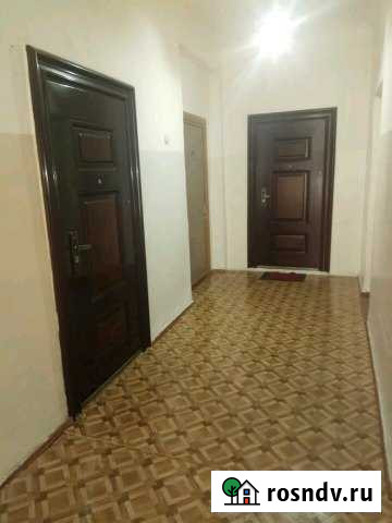 Комната 28 м² в 2-ком. кв., 2/3 эт. на продажу во Владикавказе Владикавказ - изображение 1