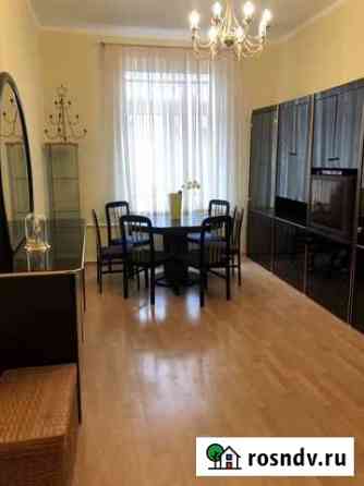 3-комнатная квартира, 70 м², 3/3 эт. в аренду на длительный срок в Симферополе Симферополь
