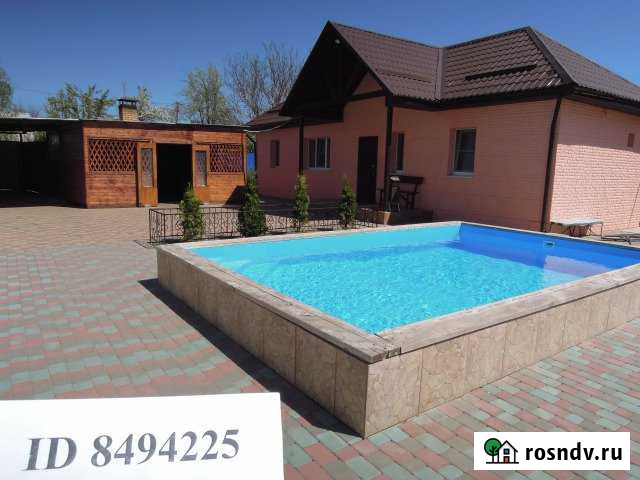 Дом 50 м² на участке 6 сот. в аренду посуточно в Волжском Волгоградской области Волжский - изображение 1