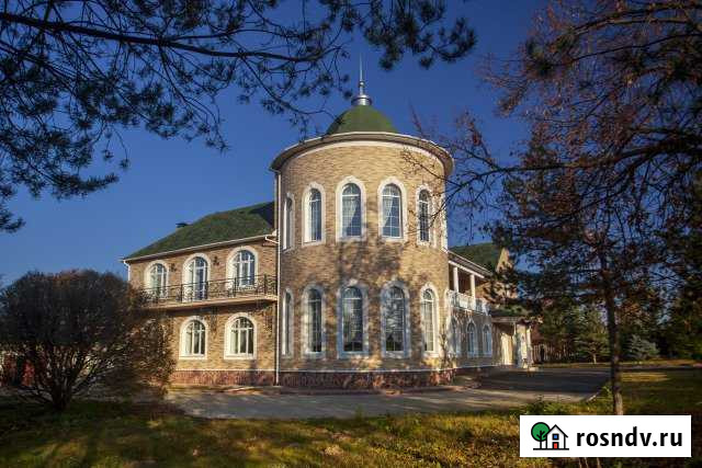 Дом 1500 м² на участке 35 сот. в аренду посуточно в Сергиевом Посаде Сергиев Посад - изображение 1