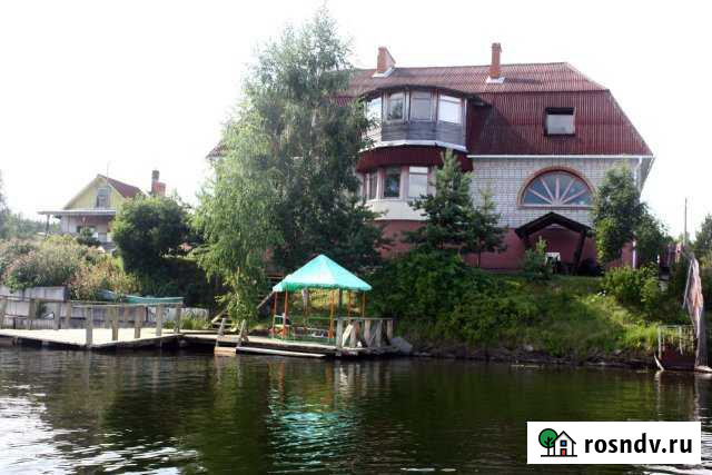 Дом 200 м² на участке 15 сот. в аренду посуточно в Шуе Республики Карелия Шуя - изображение 1