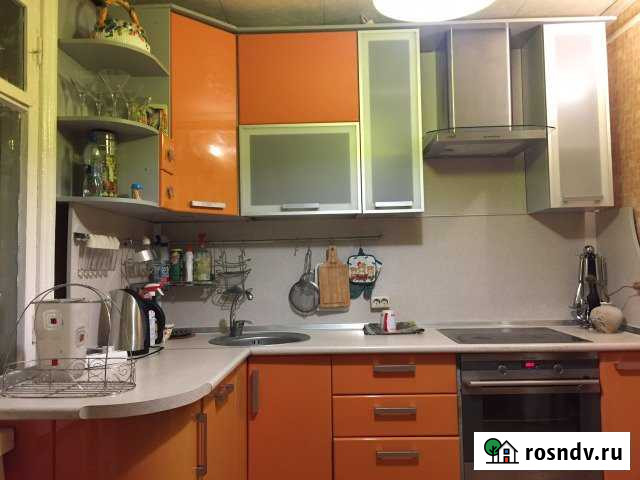 Комната 9 м² в 3-ком. кв., 2/2 эт. в аренду на длительный срок в Сургуте Сургут - изображение 1