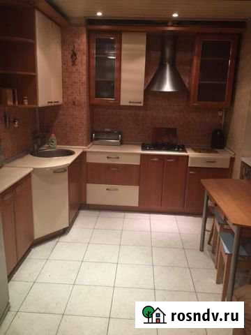 4-комнатная квартира, 93 м², 1/9 эт. в аренду на длительный срок в Санкт-Петербурге Санкт-Петербург - изображение 1