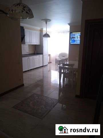 4-комнатная квартира, 100 м², 4/16 эт. в аренду на длительный срок в Новоивановском Новоивановское - изображение 1