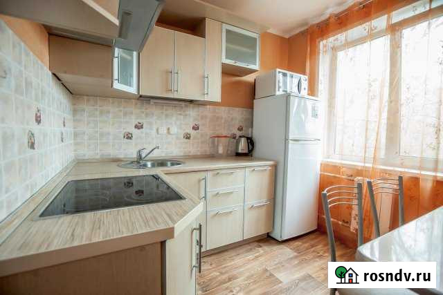 2-комнатная квартира, 55 м², 3/5 эт. в аренду посуточно в Тольятти Тольятти - изображение 1