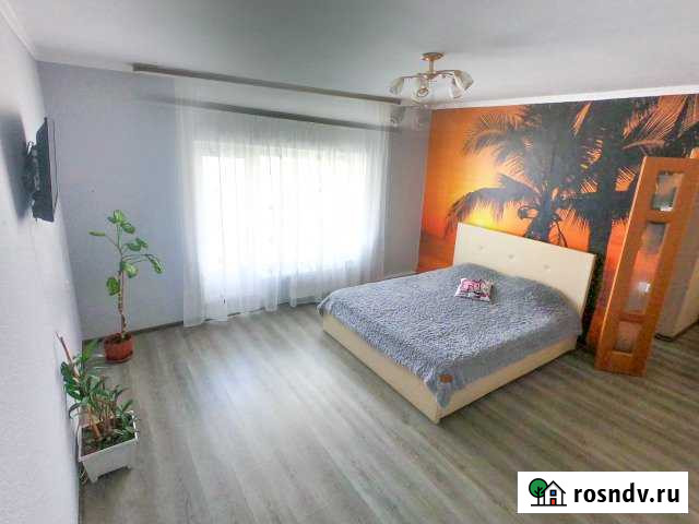 1-комнатная квартира, 45 м², 8/10 эт. в аренду посуточно в Нягани Нягань - изображение 1