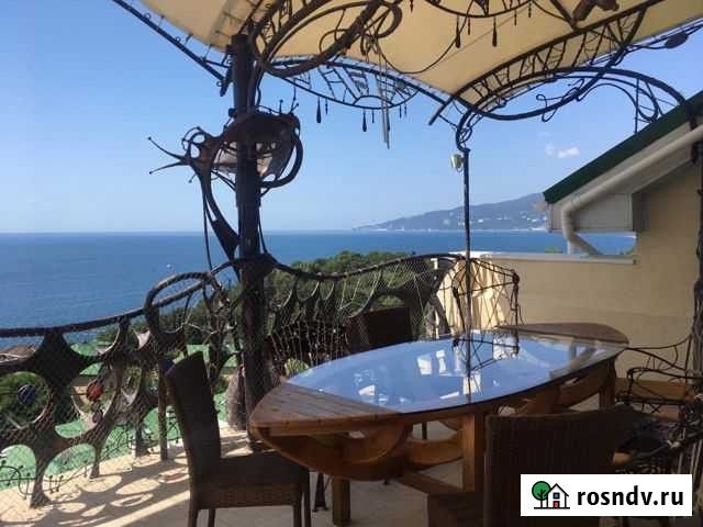 4-комнатная квартира, 130 м², 4/4 эт. в аренду посуточно в Ялте Ялта - изображение 1